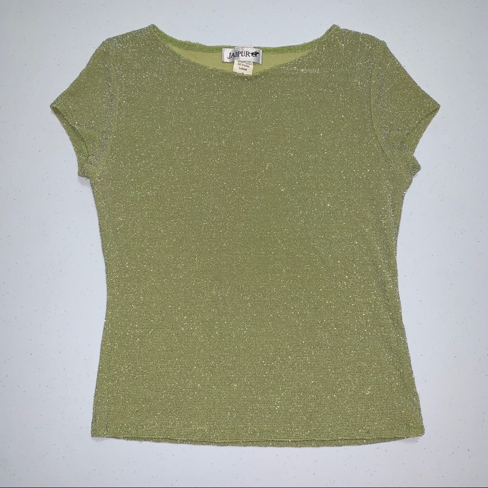 Green top with metallic threading 💚